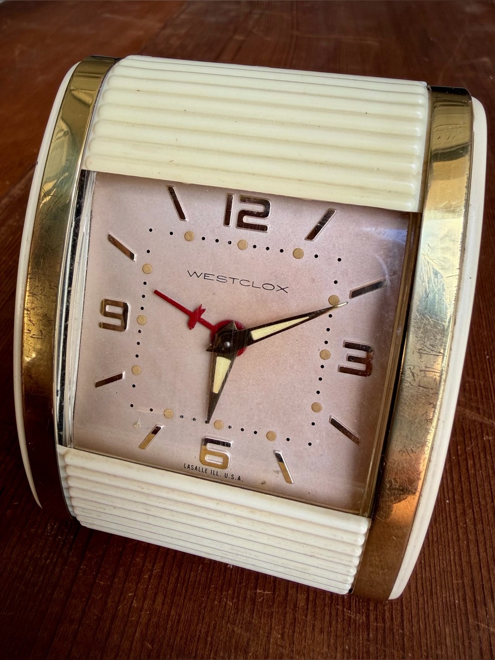 Westclox Deluxe Travalarm Gold Travel Alarm Clock | 1960s